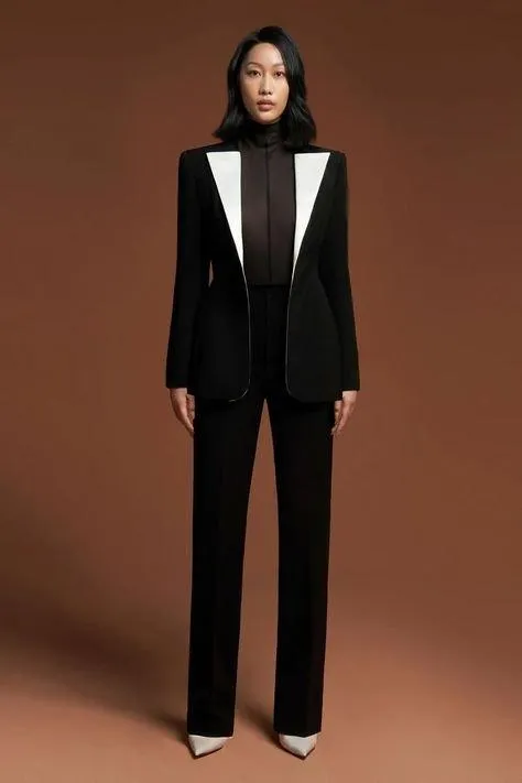 Tailored peak lapel black and white blazer- Dolce